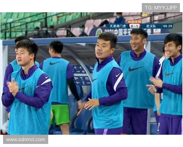 武汉足球队在联合会杯积分榜上以92分稳居第一名,展现强劲实力 武汉足球队在联合会杯积分榜上以92分稳居第一名,展现强劲实力