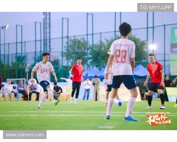 深圳足球队的蜕变之路欧锦赛特别报道揭示背后的故事与挑战 深圳足球队的蜕变之路欧锦赛特别报道揭示背后的故事与挑战