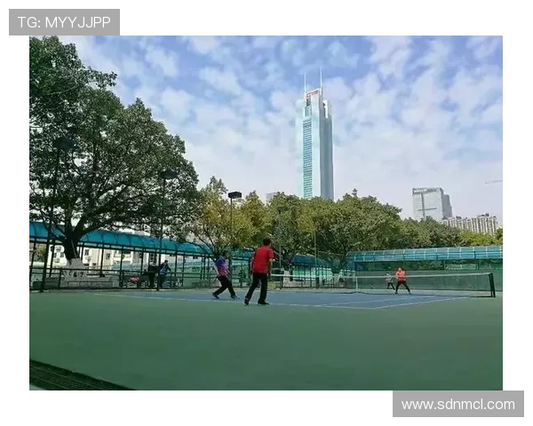 西安网球队携手奋进创造全国配合排名新高峰