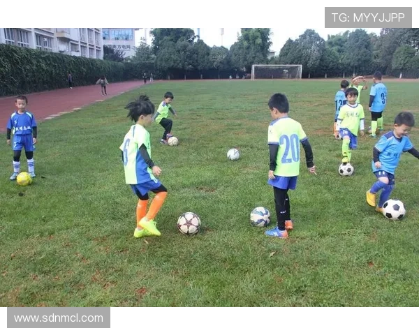 足球明星分享育儿经验如何培养孩子的运动精神与团队合作能力 足球明星分享育儿经验如何培养孩子的运动精神与团队合作能力