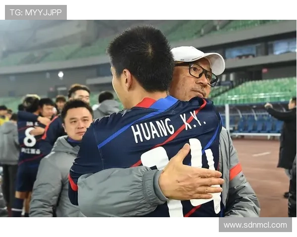 南京羽毛球队与重庆羽毛球队赛后复盘分析比赛节奏与关键时刻表现 南京羽毛球队与重庆羽毛球队赛后复盘分析比赛节奏与关键时刻表现