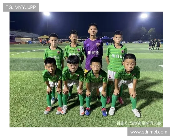 南京足球队在精英赛中的速度优势分析与表现点评